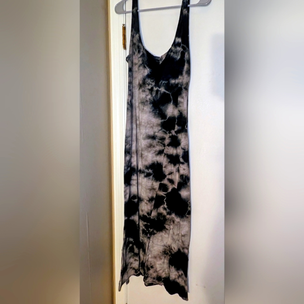 Sleeveless Maxi Tie Dye w/ Open Back